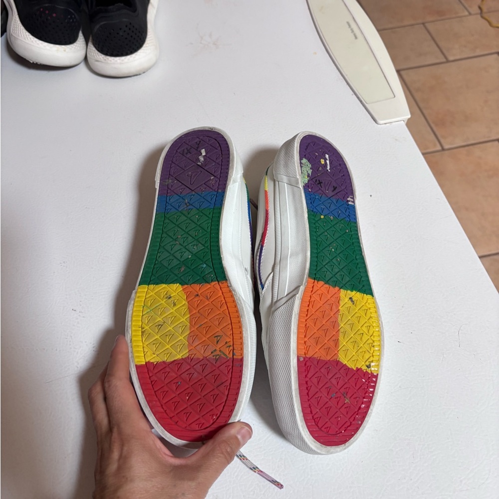 Sperry - Picture 5 of 5